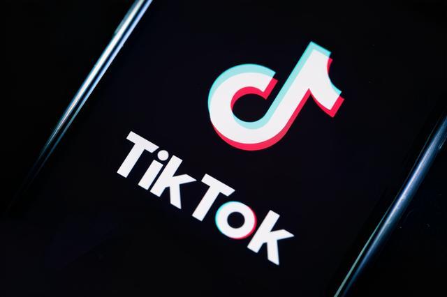 Tiktok Travel Bloggers Reveal Eco-Tourism And Sustainable Exploration
