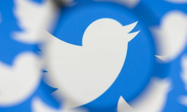 Influencers Migrate from Twitter to New Platforms 
